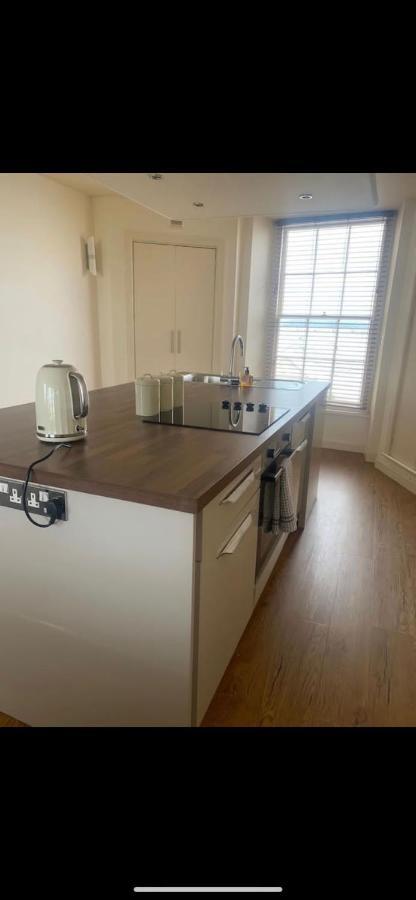 Caldey View- A Beautiful Flat In The Heart Of텐비 외부 사진